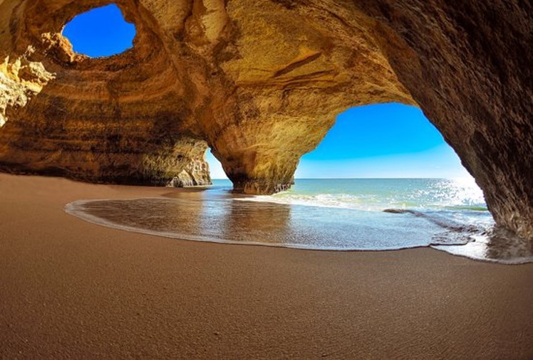 Algarve in 48 Hours: Kayak Adventures and Coastal Escapes ad4dc4554f098f31235656e0d43799e6