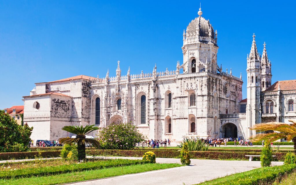 Lisbon & Sintra: The Perfect 2-Day Budget Itinerary monastery1